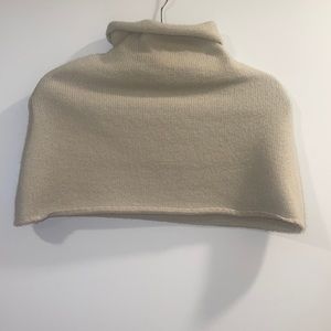 Oak and Fort Top Neck Sweater